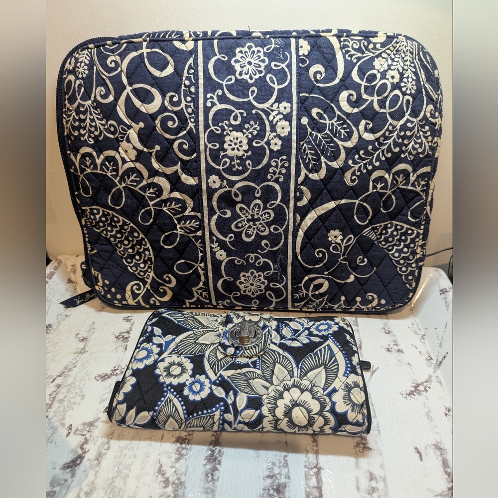 VERA BRADLEY WALLET AND ZIPPERED LAPTOP SLEEVE CARRIER BUNDLE